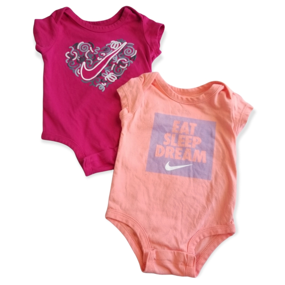 Nike Girl Bodysuit Bundle 3-6M